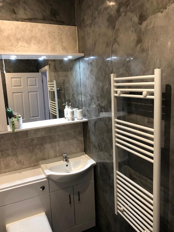 Courtyard Holiday Apartments Belper Zewnętrze zdjęcie