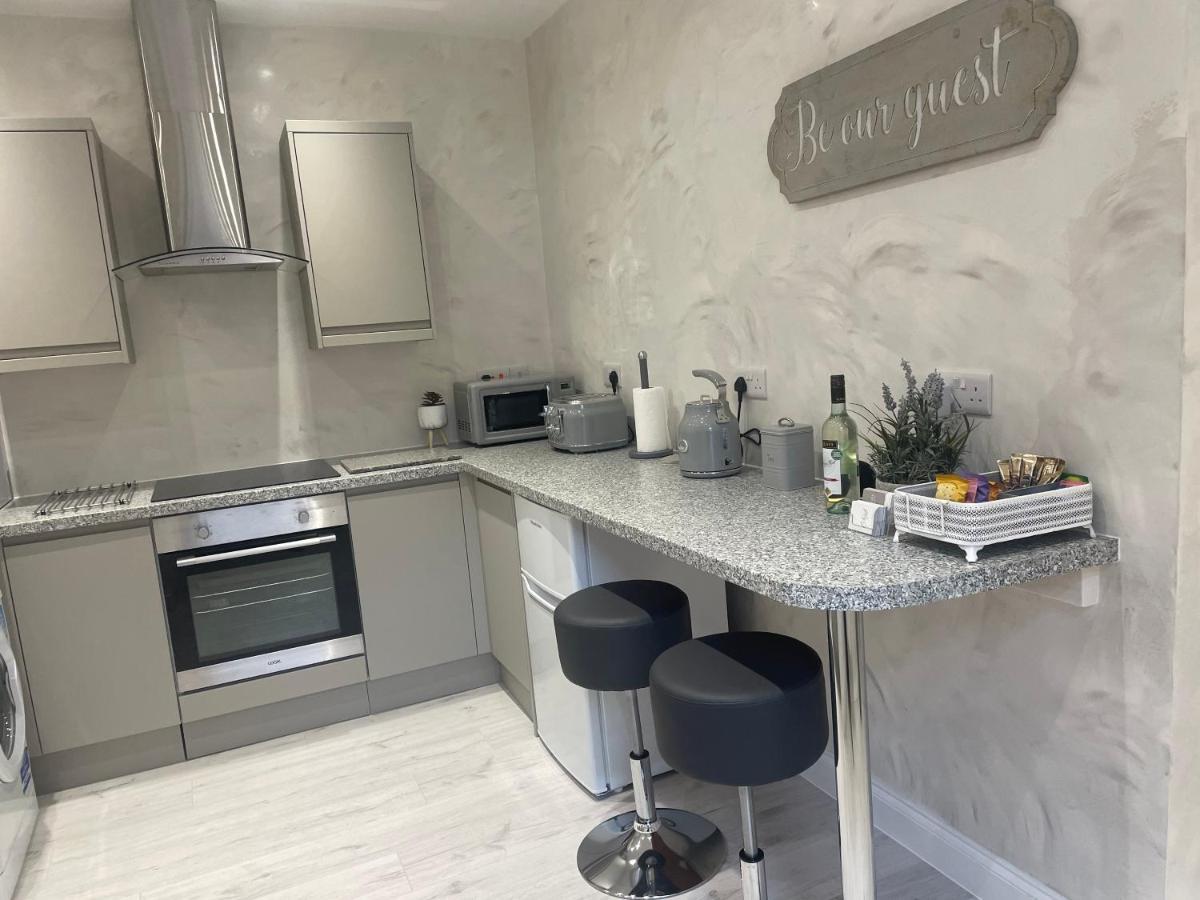 Courtyard Holiday Apartments Belper Zewnętrze zdjęcie