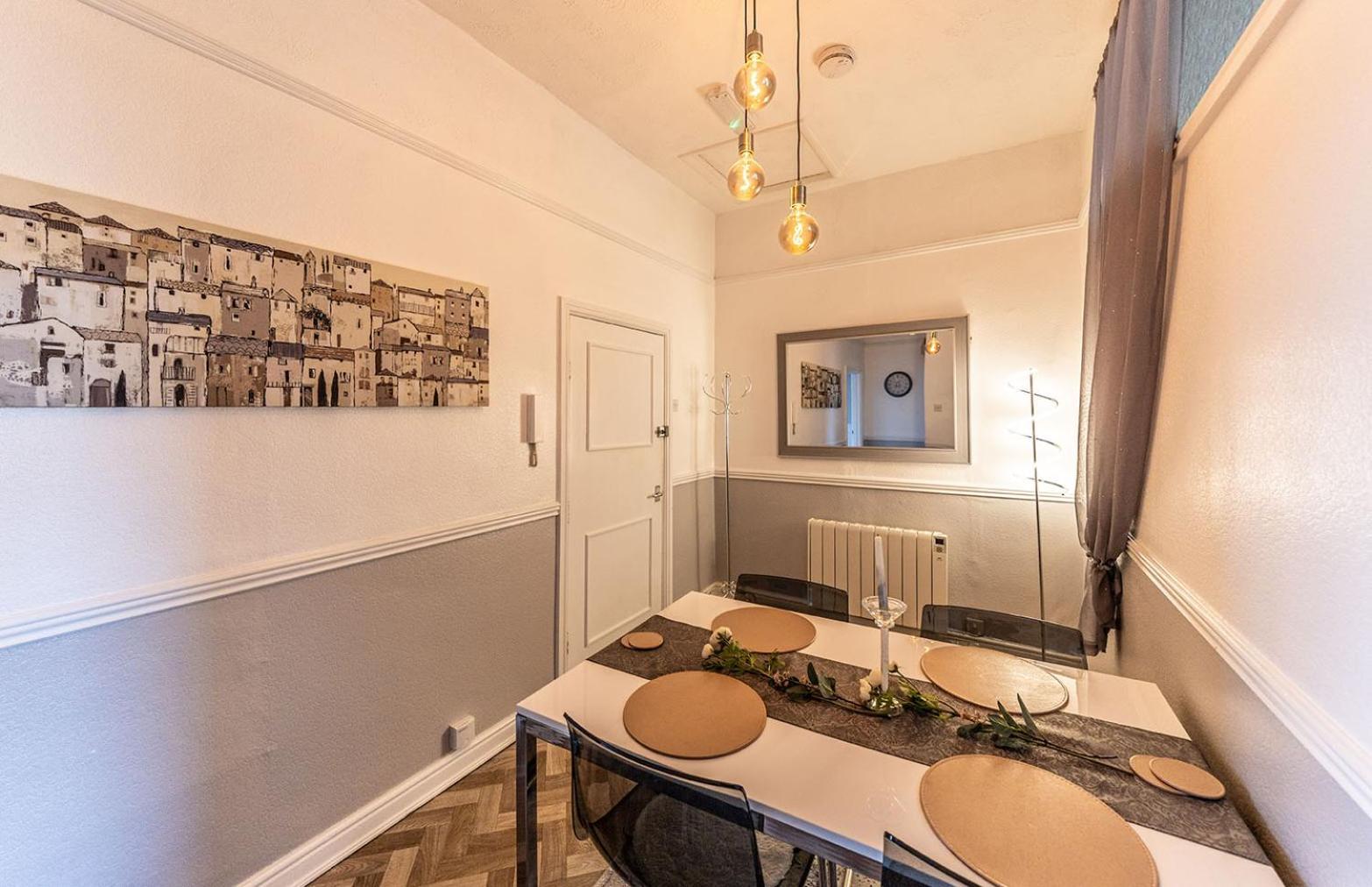 Courtyard Holiday Apartments Belper Zewnętrze zdjęcie